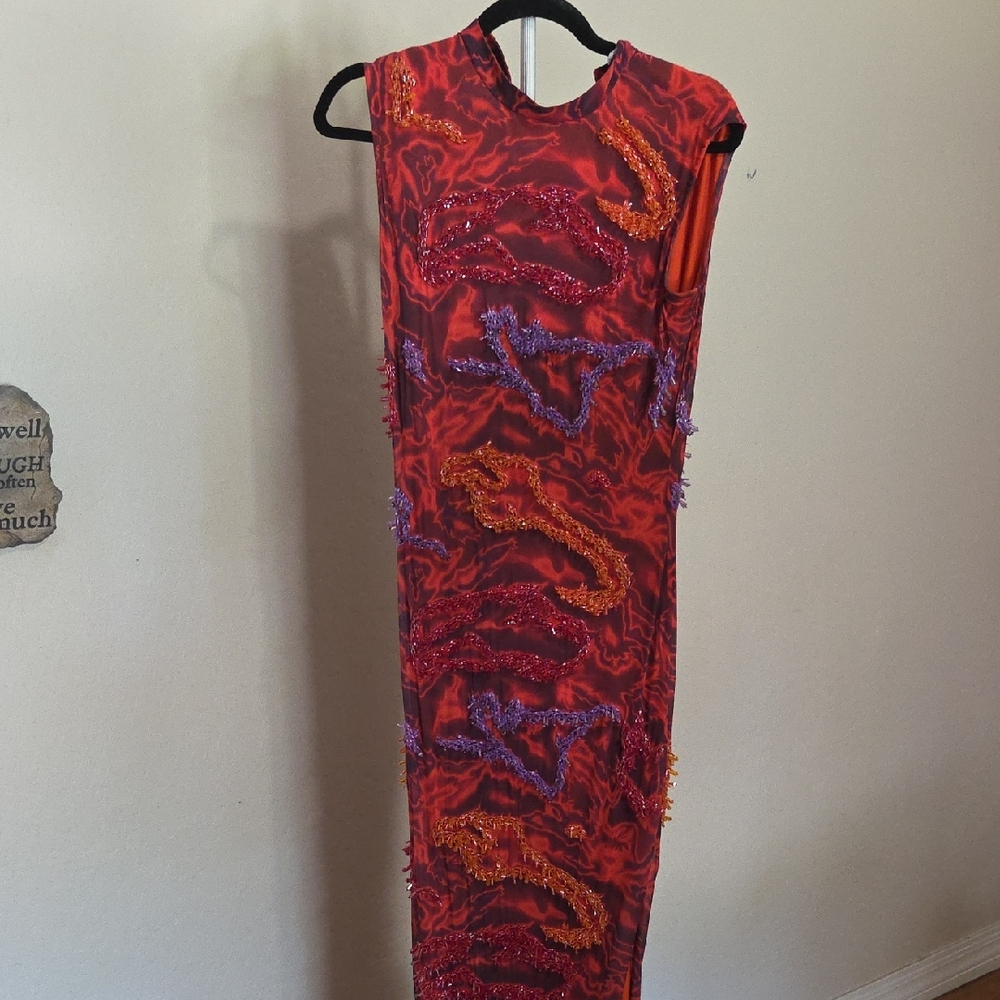 Elegant Red and Orange Patterned Dress